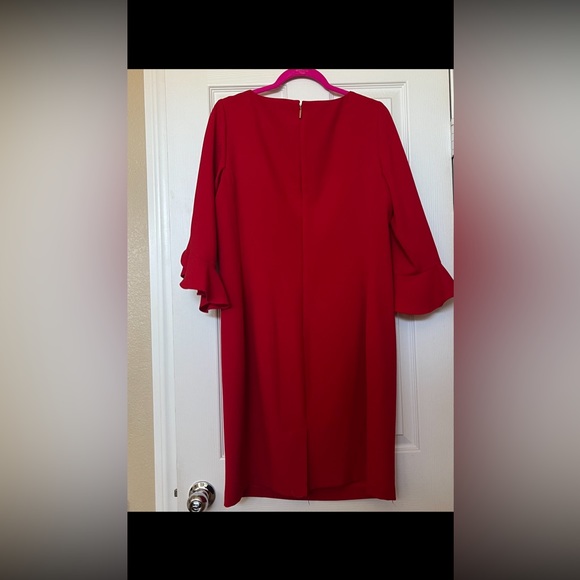 Beautiful Red Dress - Picture 2 of 3